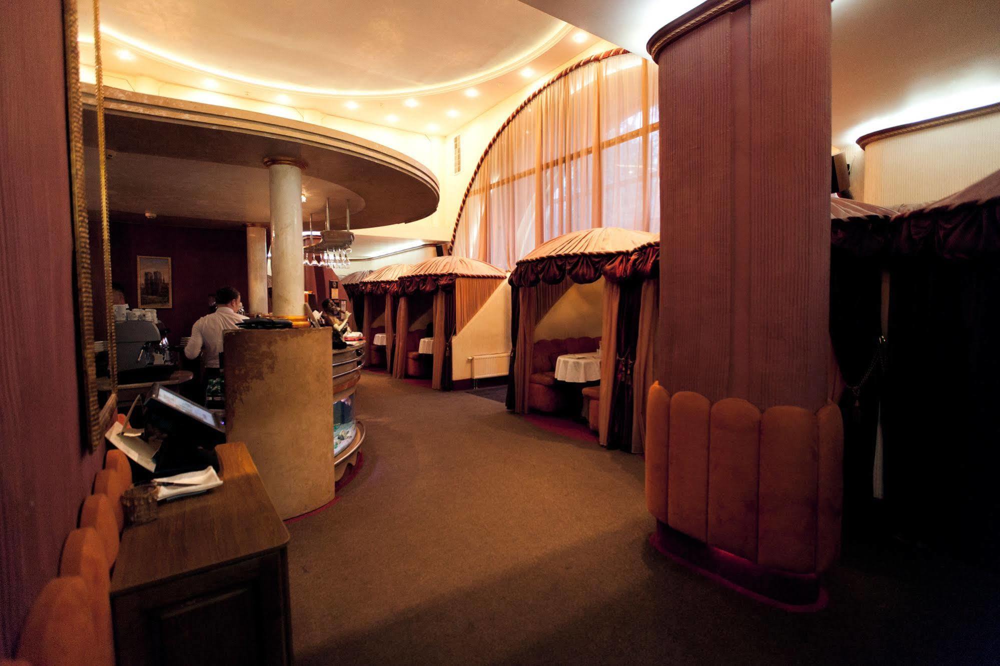 Delice Hotel Lviv Kültér fotó